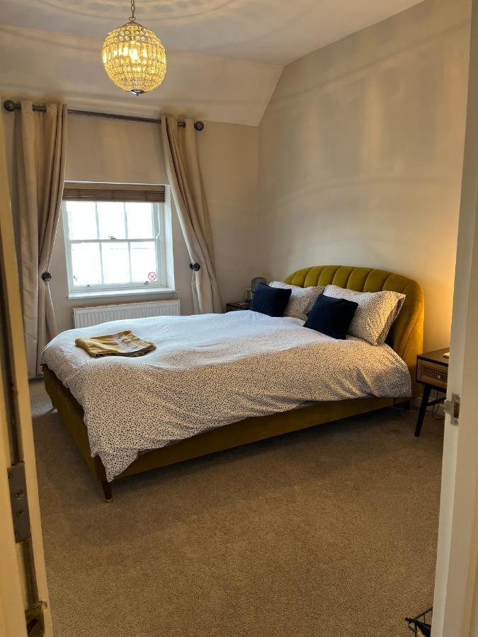 The Flat 72 Apartment เฮริฟอร์ด ภายนอก รูปภาพ